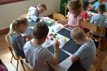 Warsztaty rękodzielnicze dla szkół i przedszkoli - Warsztaty ze sztuki ludowej malarstwo